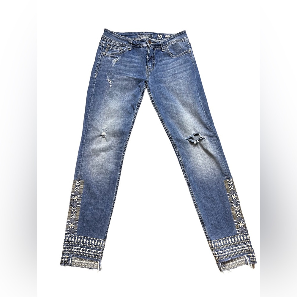 Miss Me Embroidered Jeans Womens Size 27 Ankle Skinny Cutest Jeans Ever!!
